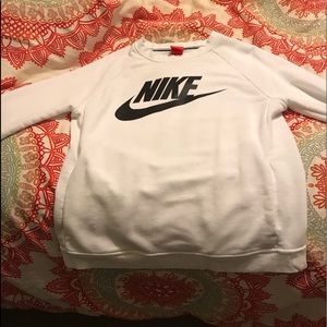 Selling lightly used or unused clothes